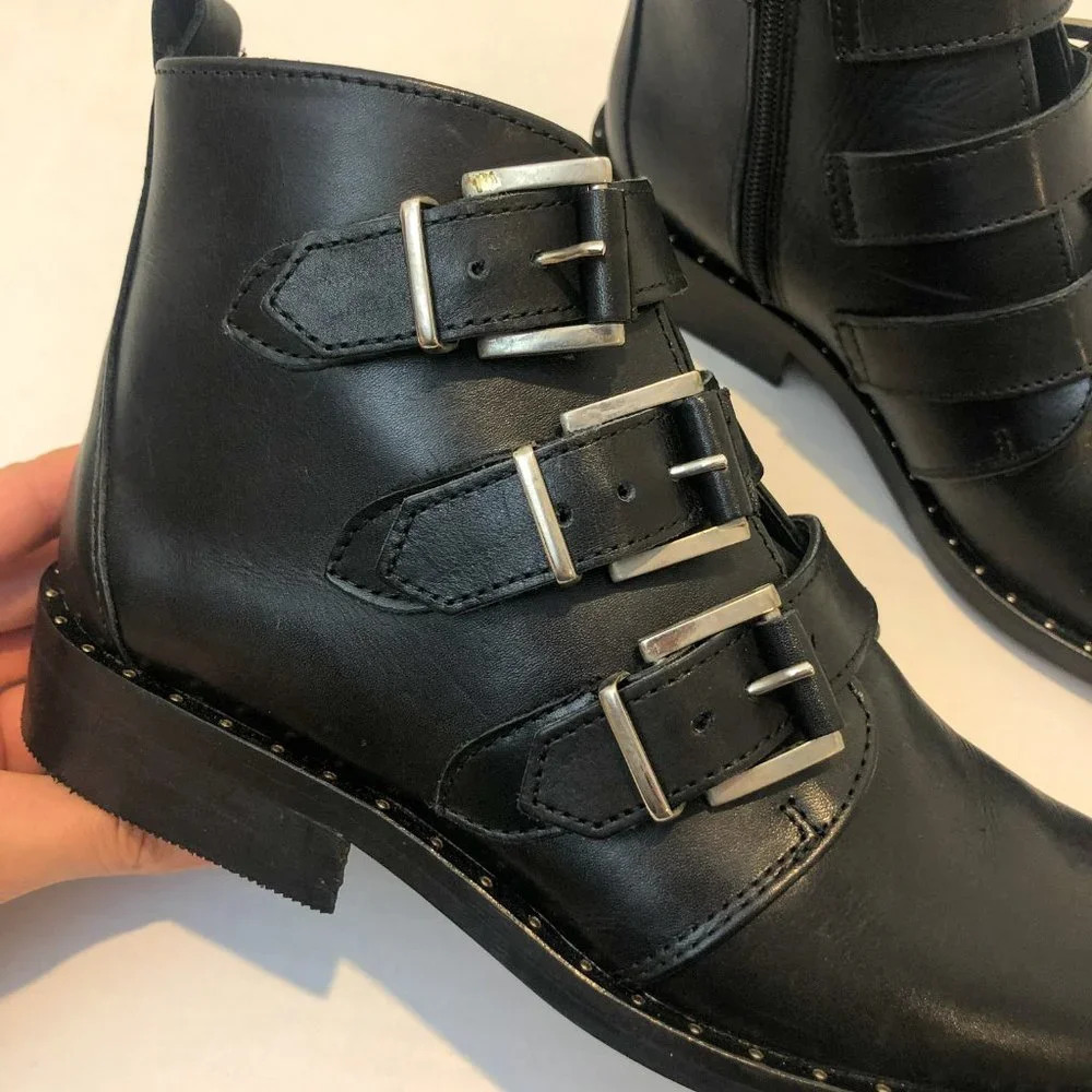 LITTLE BURGUNDY Black Leather Buckle Almond Toe Western Ankle Booties Women's 6 - Picture 5 of 9
